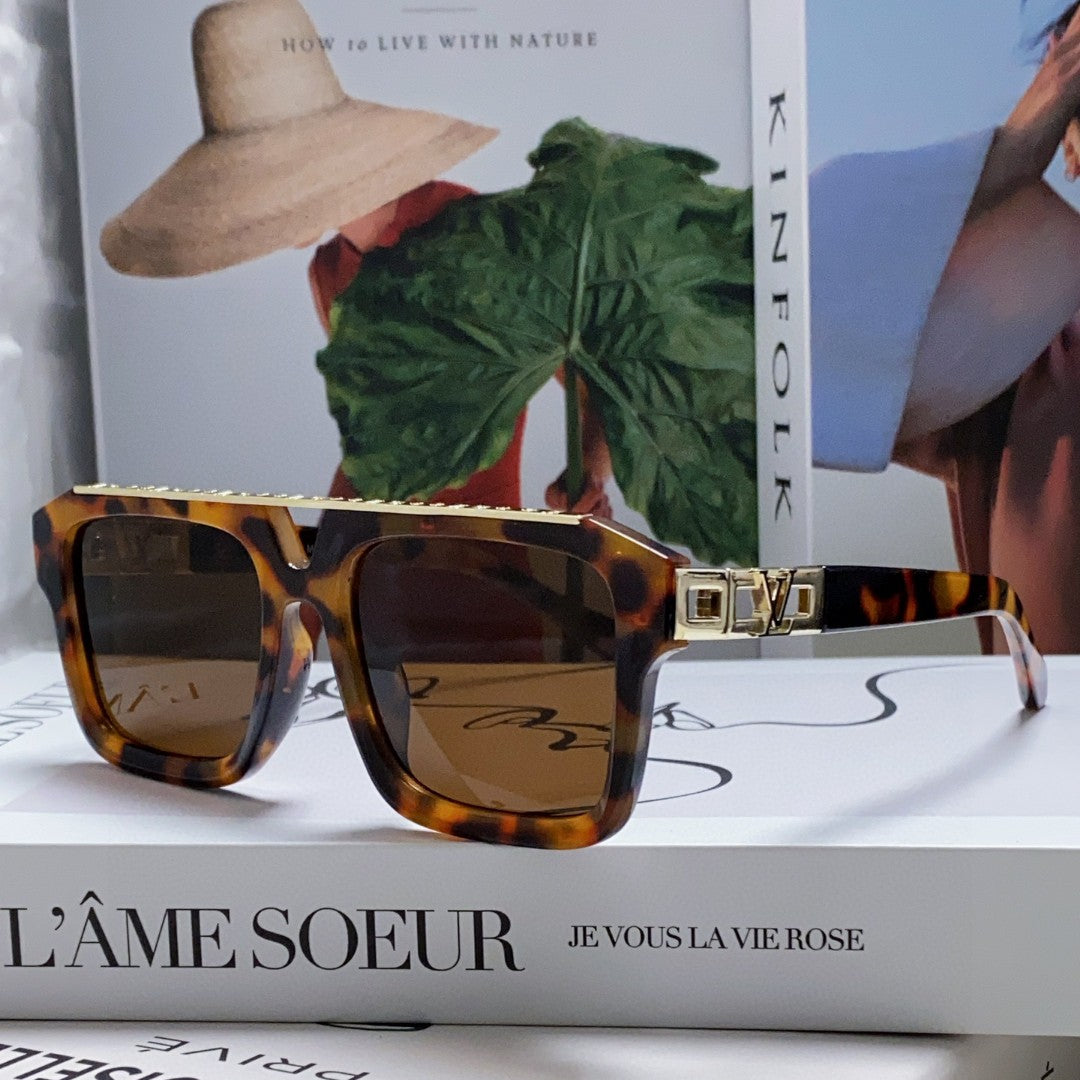 MASCOT PILOT SQUARE SUNGLASS 581376 IN HAVANA ACETATE GOLD METAL