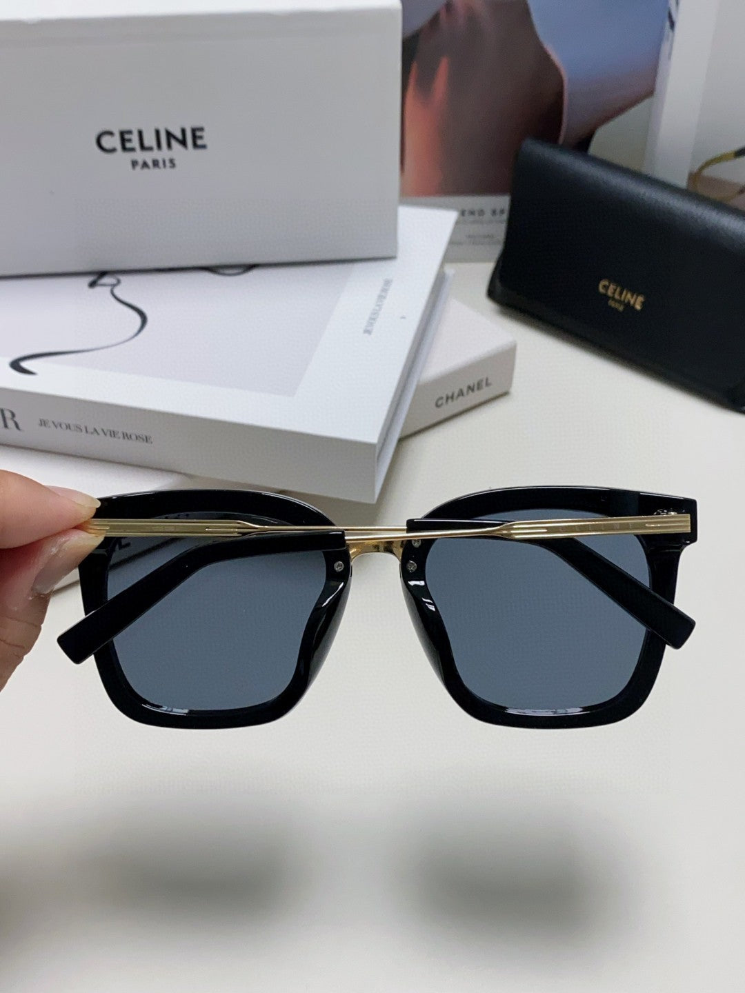TRIOMPHE SUNGLASSES 548591 IN BLACK ACETATE