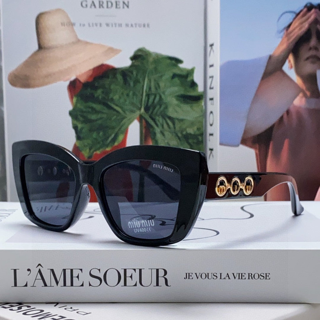 LOGO CAT EYE SUNGLASSES 513005 IN BLACK ACETATE