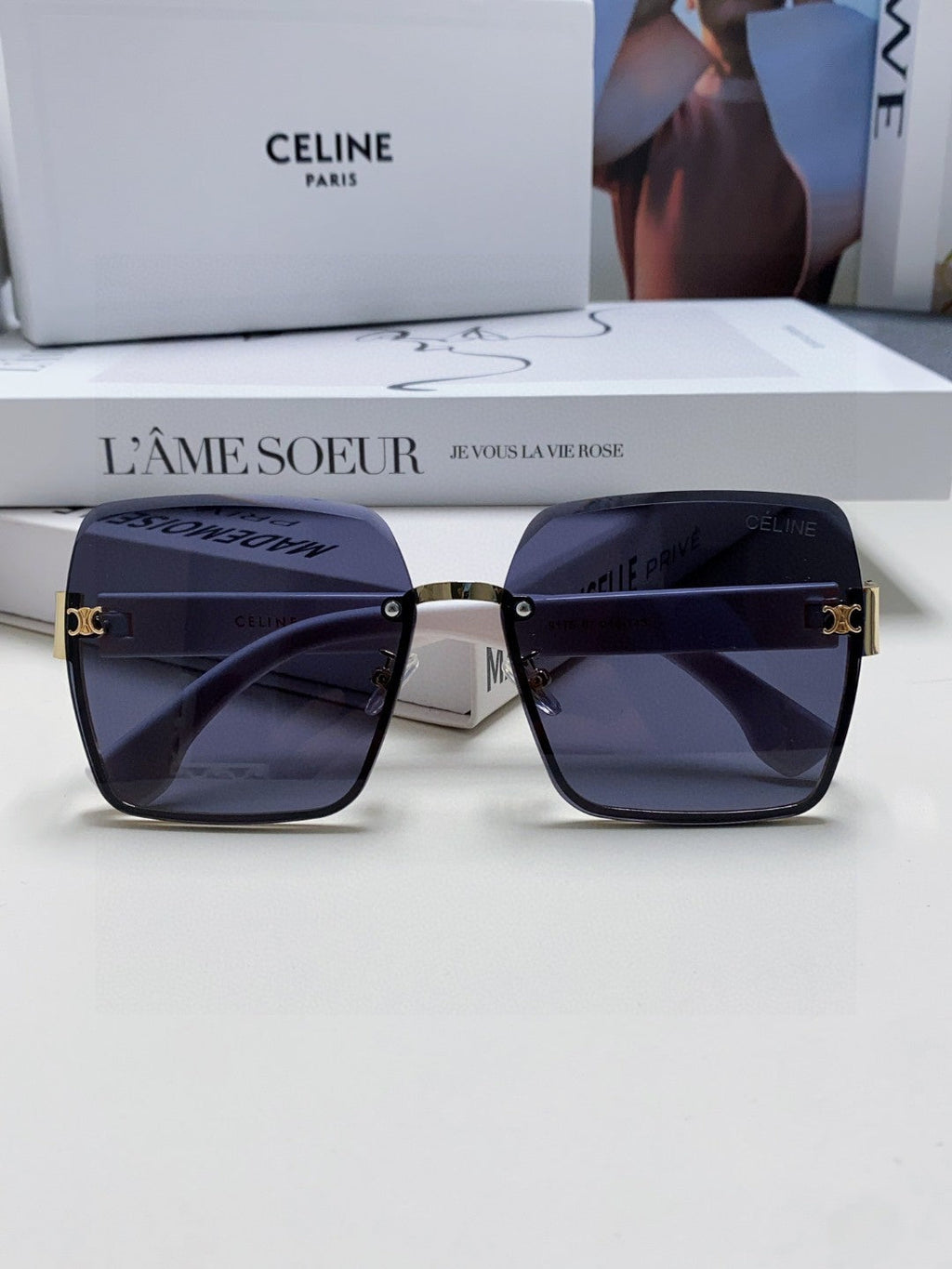 TRIOMPHE SQUARE SUNGLASSES 552780 IN ACETATE