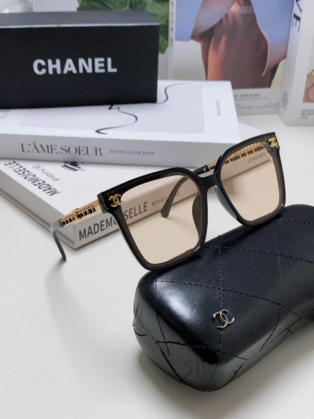 SQUARE SUNGLASSES 632883 IN BLACK ACETATE LIGHT BROWN LENSES