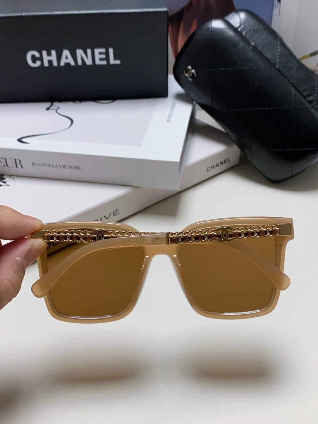 SQUARE SUNGLASSES 632884 IN BEIGE CLEAR ACETATE