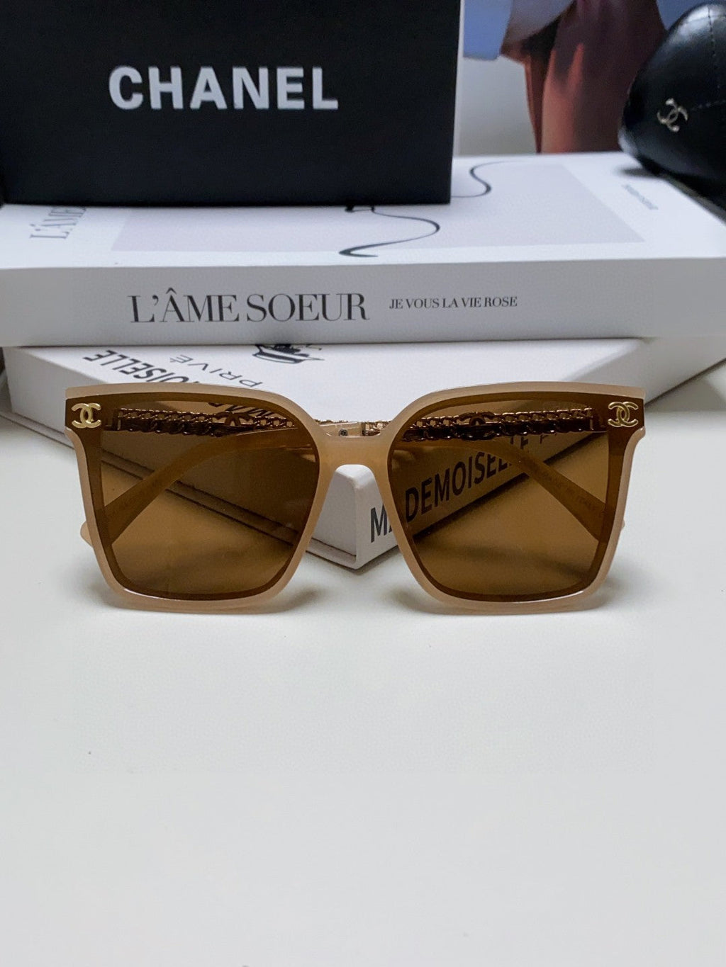 SQUARE SUNGLASSES 632884 IN BEIGE CLEAR ACETATE