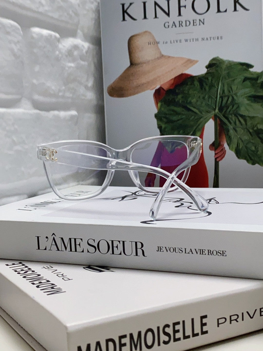 SQUARE SUNGLASSES 632887 IN CLEAR ACETATE