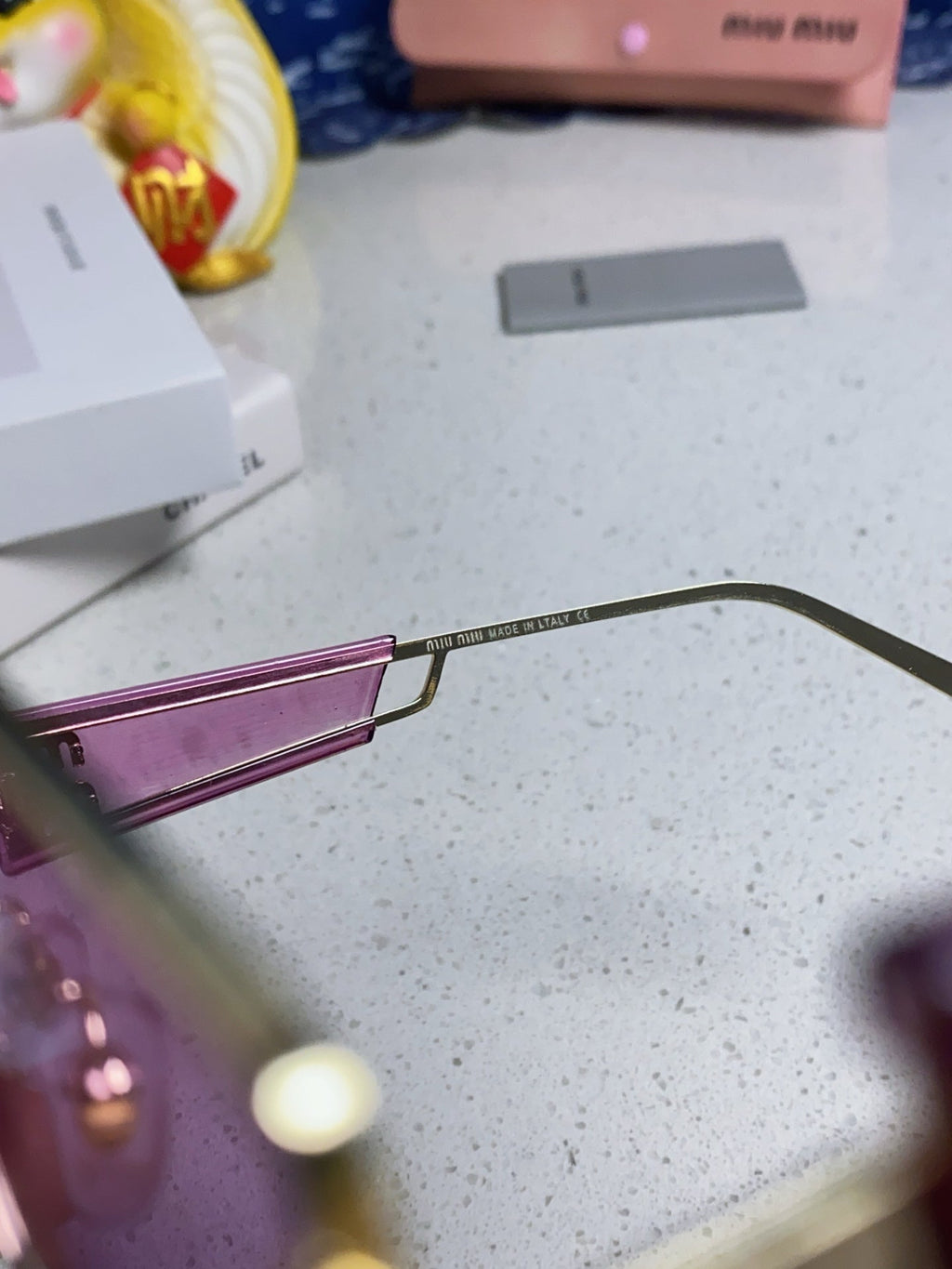 LOGO SUNGLASSES 560863 IN PURPLE CLEAR ACETATE GOLD METAL