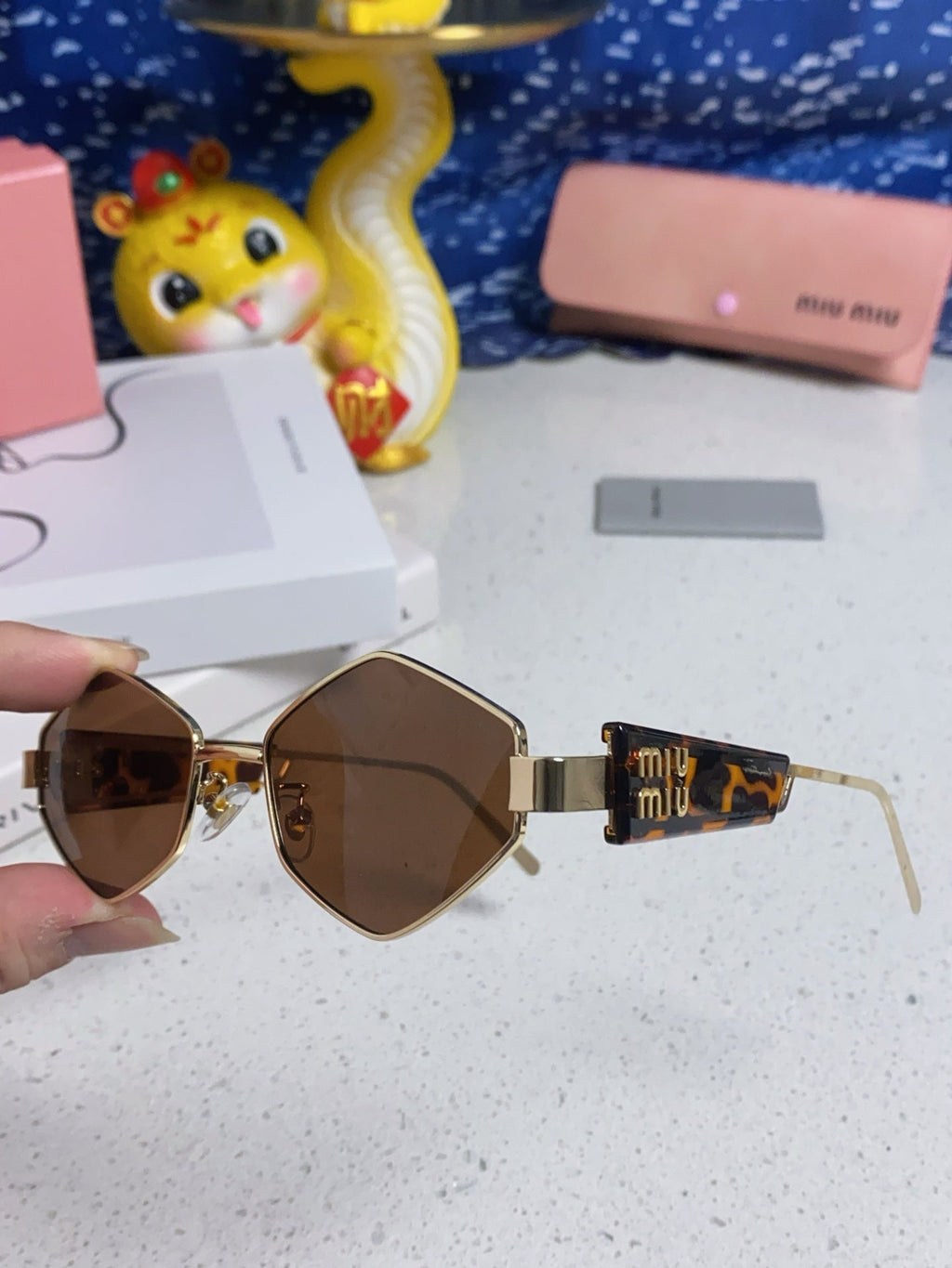 LOGO SUNGLASSES 560865 IN HAVANA ACETATE GOLD METAL BROWN LENS
