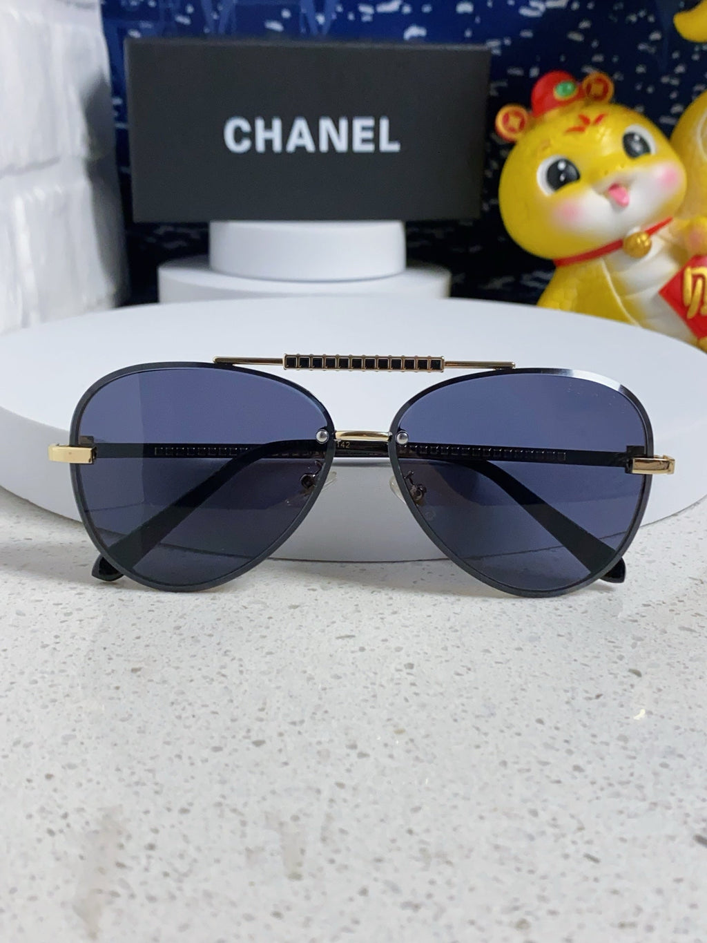 CAT EYE SUNGLASSES 641936 IN GOLD METAL BLACK LENSES