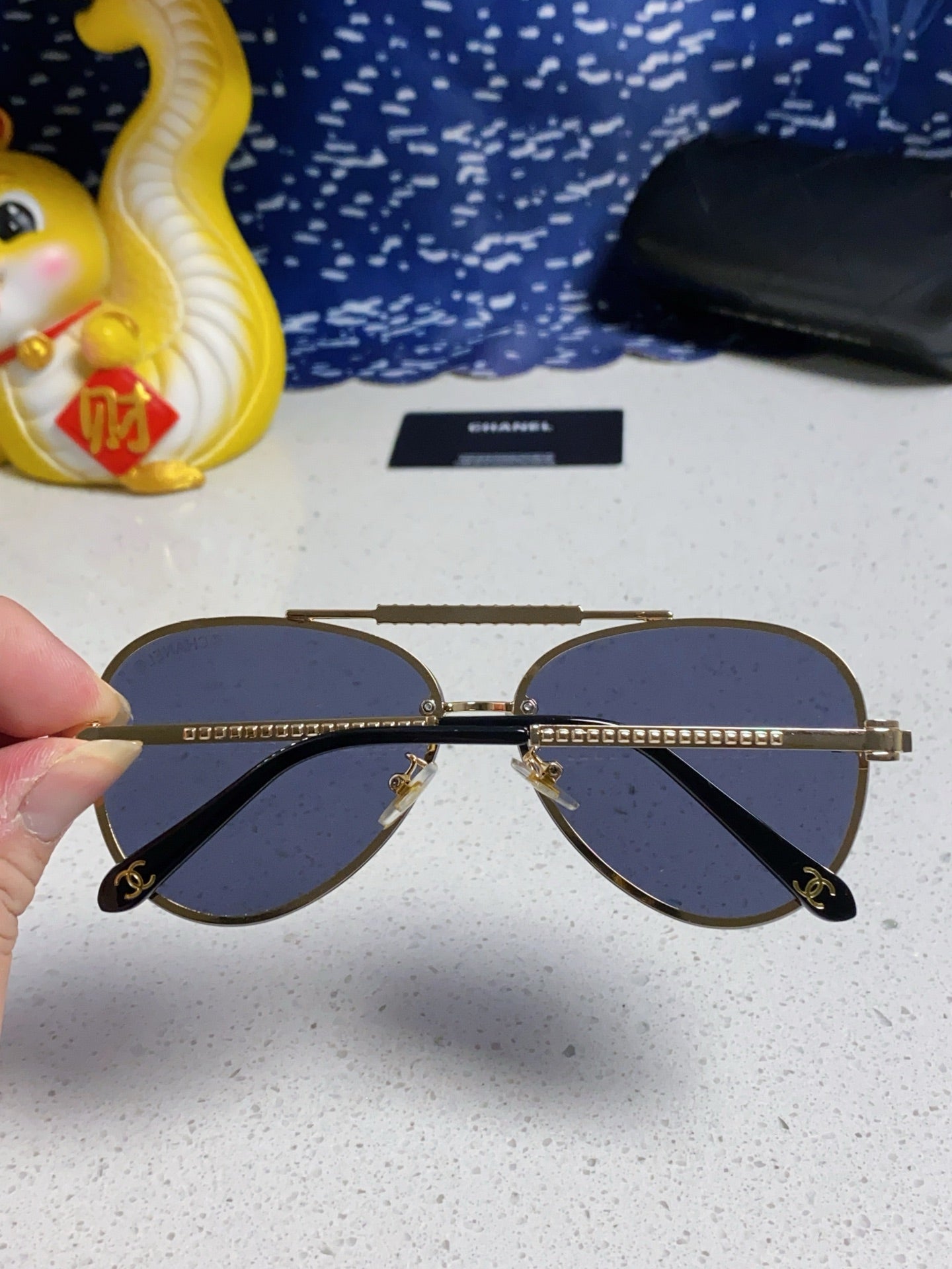 CAT EYE SUNGLASSES 641936 IN GOLD METAL BLACK LENSES