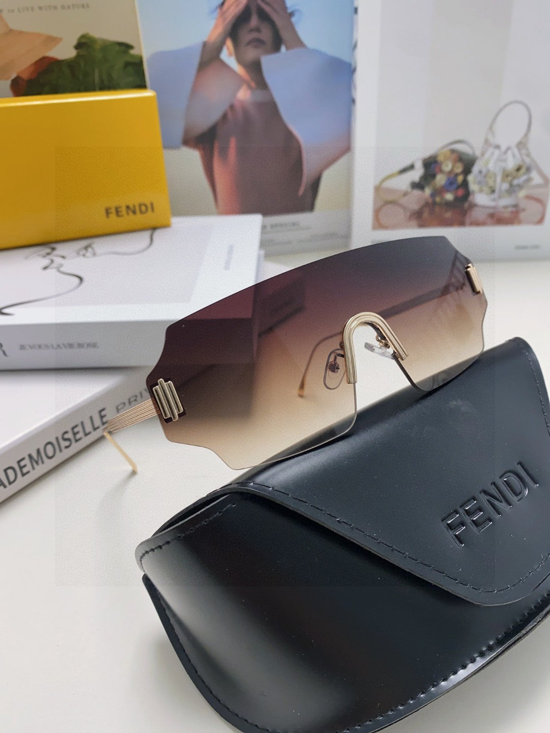 ANGULAR VISOR SUNGLASSES 575795 IN METAL