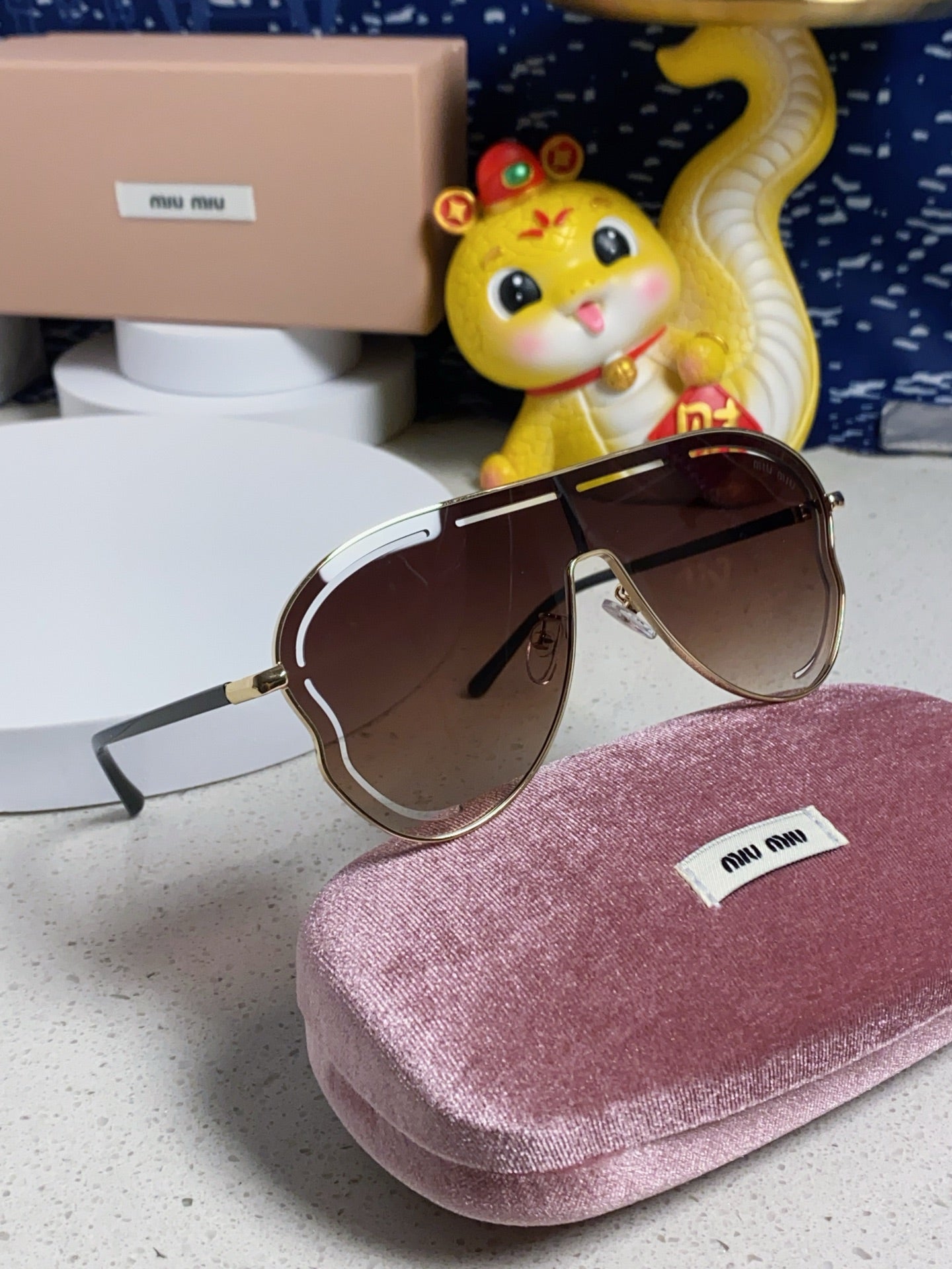 RUNWAY SUNGLASSES 571638 IN GOLD METAL BROWN SMOKE LENSES