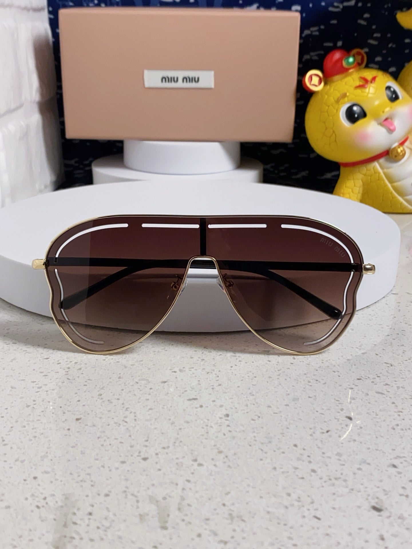 RUNWAY SUNGLASSES 571638 IN GOLD METAL BROWN SMOKE LENSES