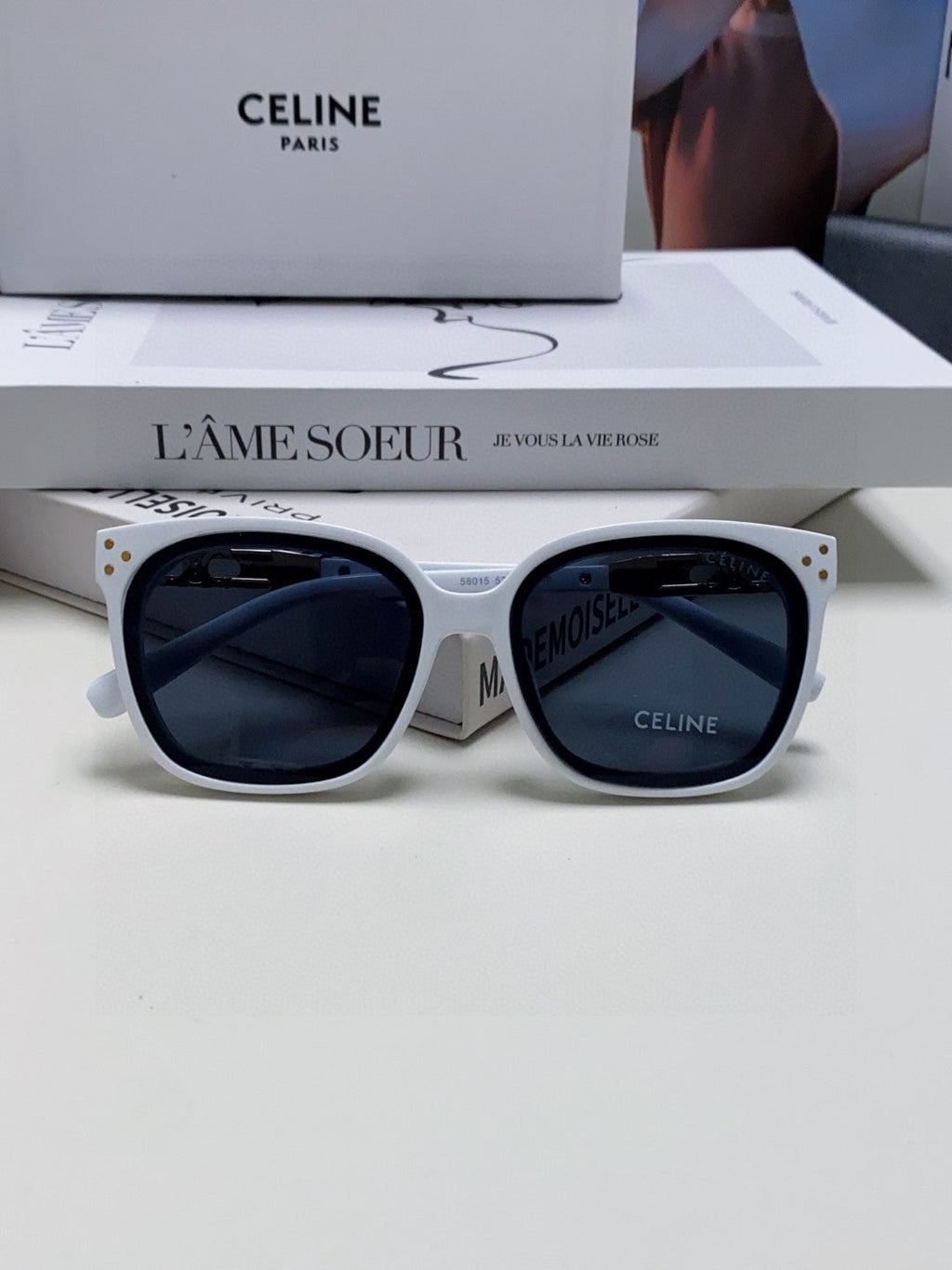 TRIOMPHE SUNGLASSES 573250 IN WHITE ACETATE METAL LOGO