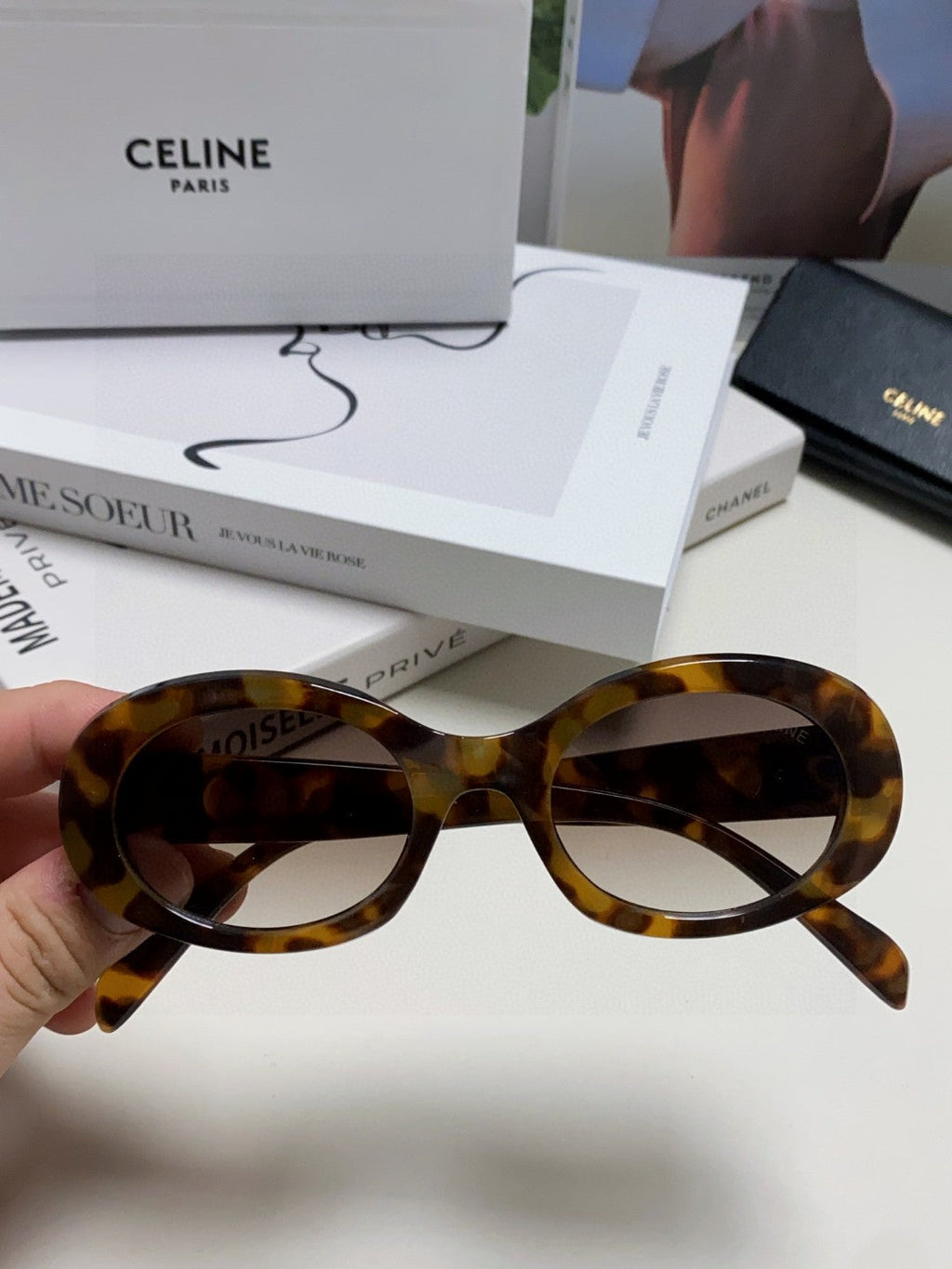 TRIOMPHE SUNGLASSES CL40194 IN ACETATE