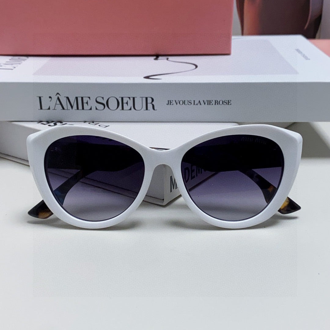 GLIMPSE SUNGLASSES 576814 IN WHITE ACETATE