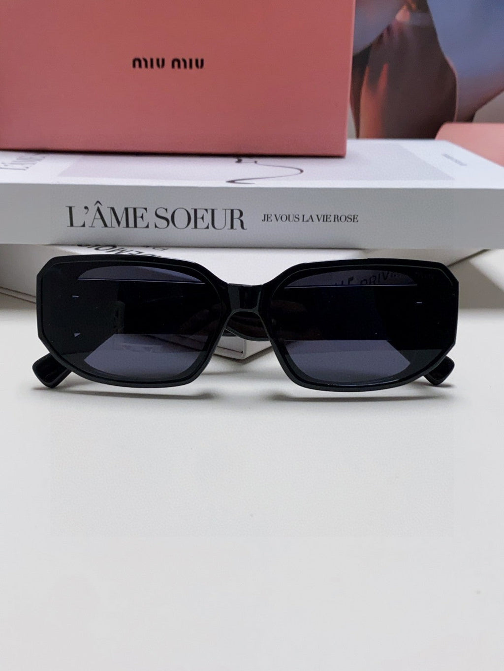 GLIMPSE SUNGLASSES 576821 IN BLACK ACETATE