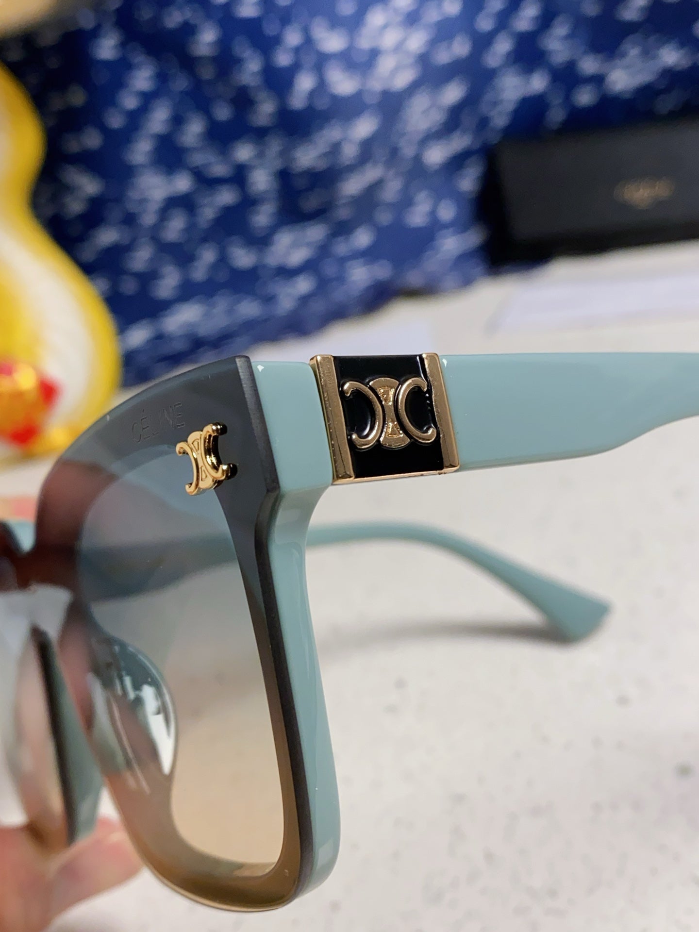 TRIOMPHE SUNGLASSES 548632 IN BABY BLUE ACETATE