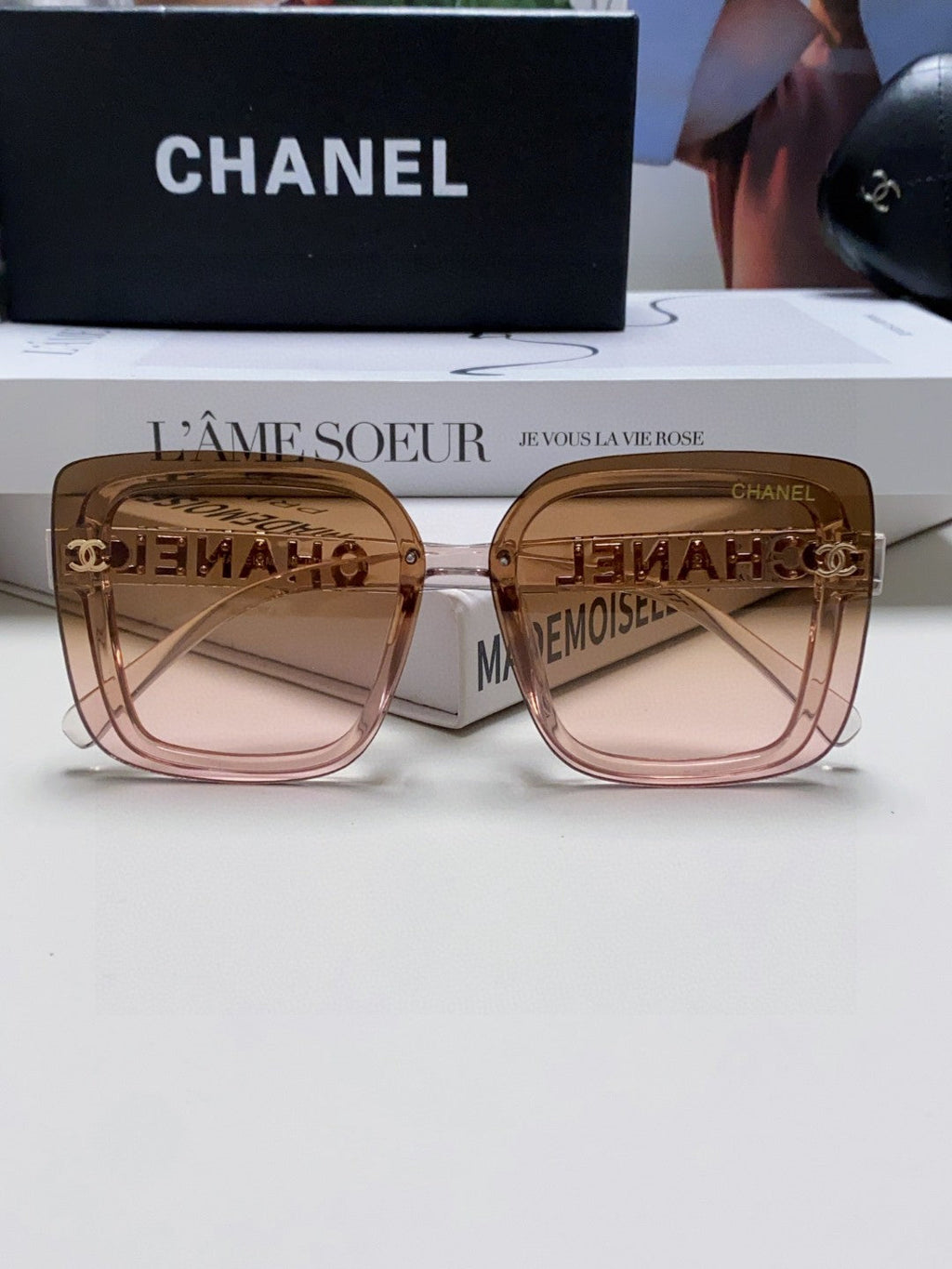 SQUARE SUNGLASSES 638796 IN ACETATE