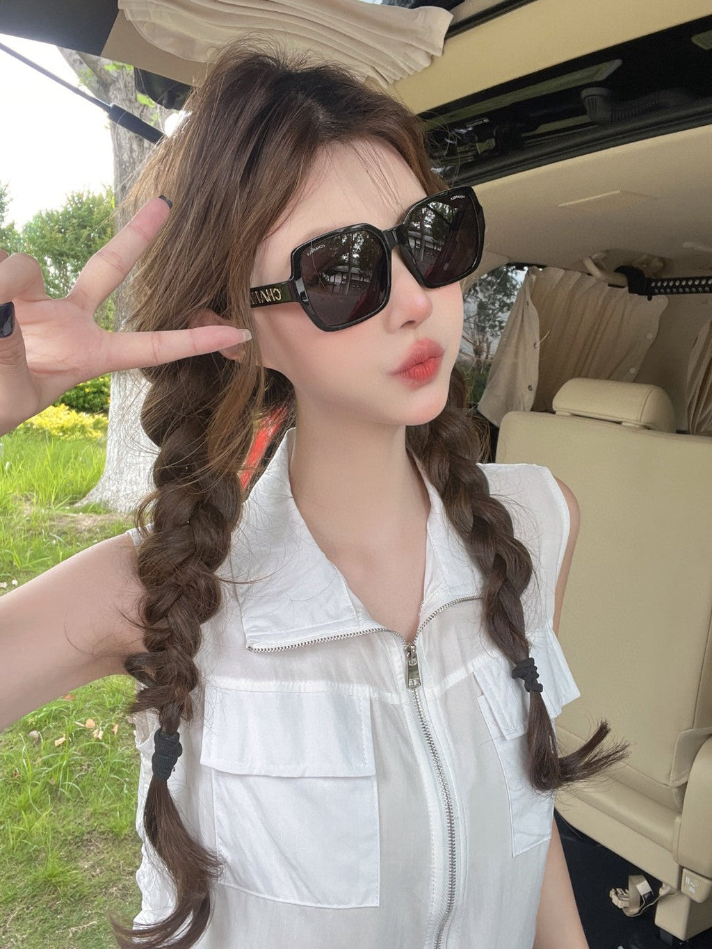 SQUARE SUNGLASSES 638932 IN BLACK ACETATE