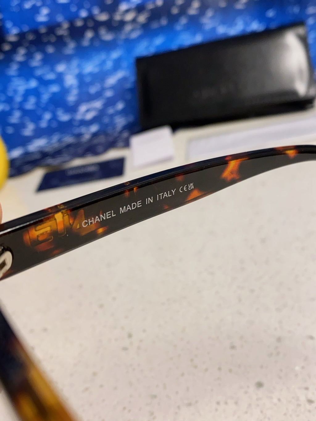 SQUARE SUNGLASSES 638933 IN HAVANA ACETATE