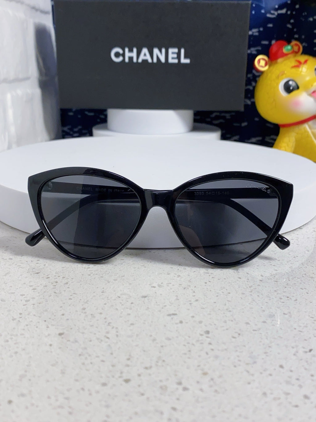 CAT EYE SUNGLASSES CH3393 IN BLACK ACETATE BLACK LENSES