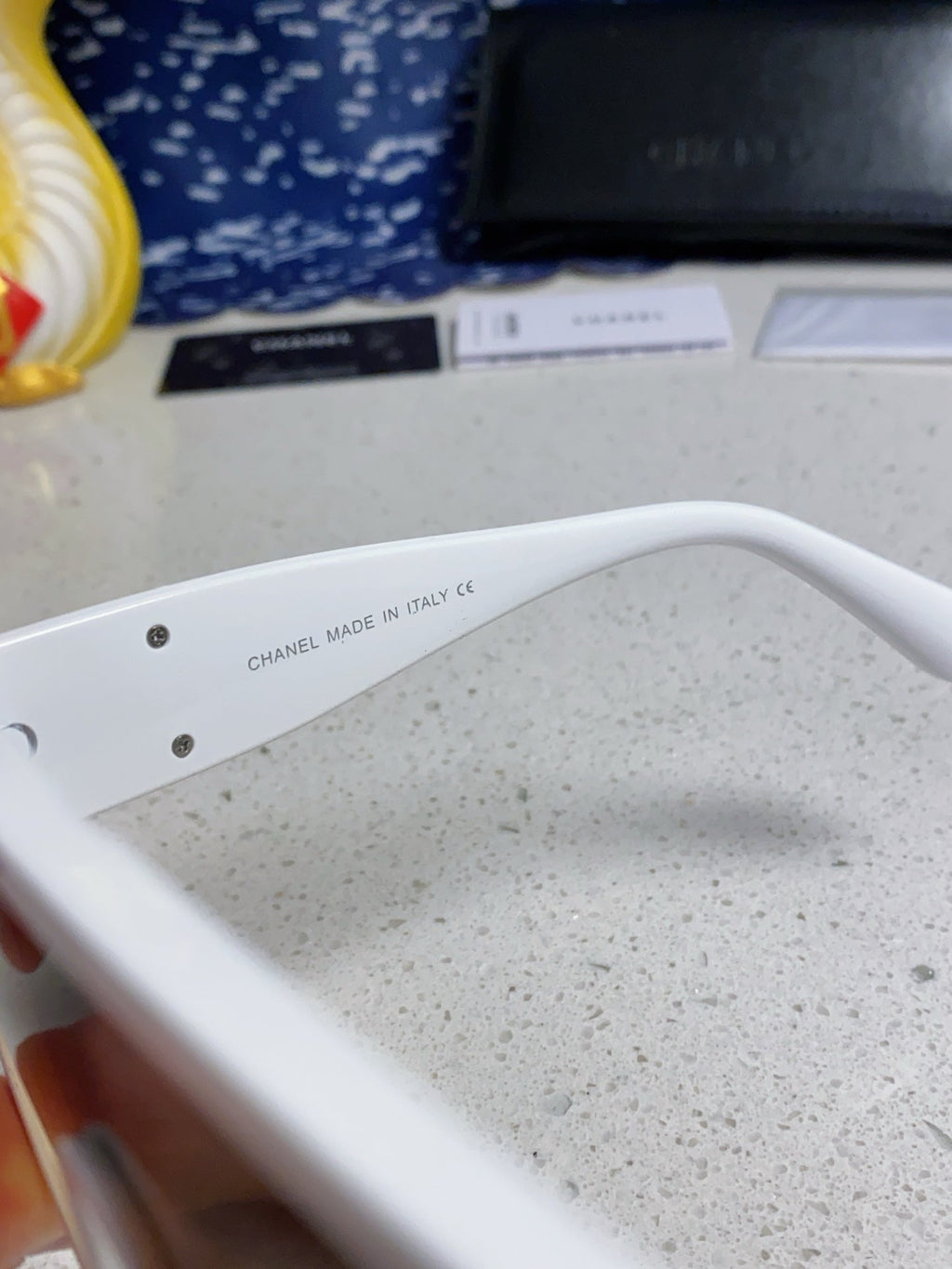 SQUARE SUNGLASSES CH5495 IN WHITE ACETATE BROWN LENSES