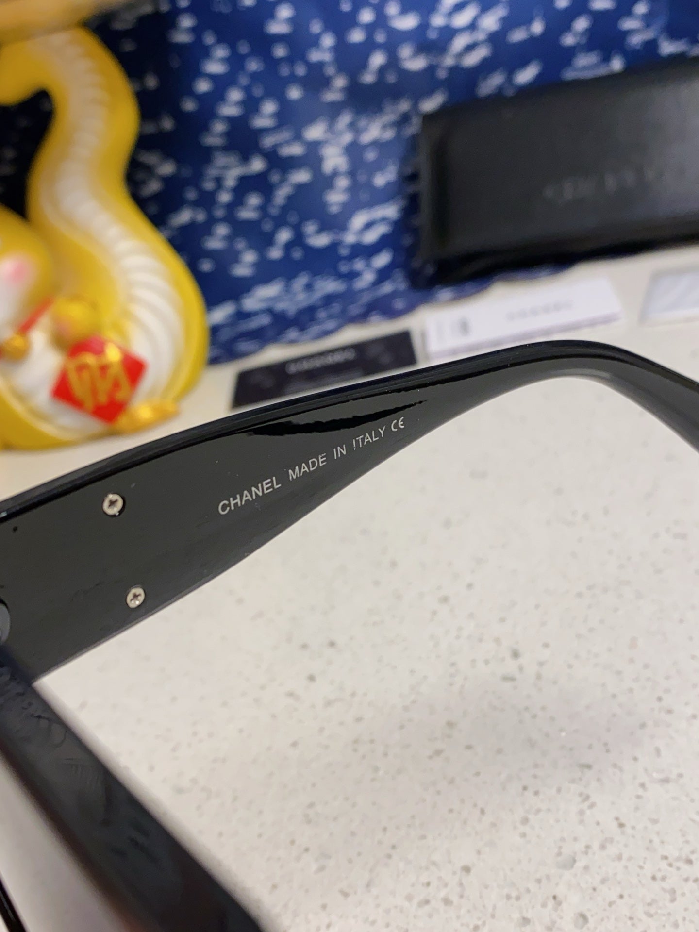 SQUARE SUNGLASSES CH5495 IN BLACK ACETATE BLACK LENSES