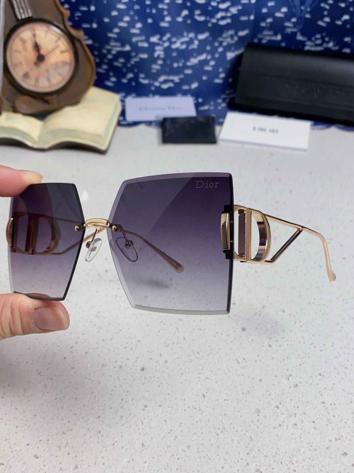 30MONTAIGNE S7U SUNGLASS 578109 IN GOLD METAL GREY SMOKE LENSES