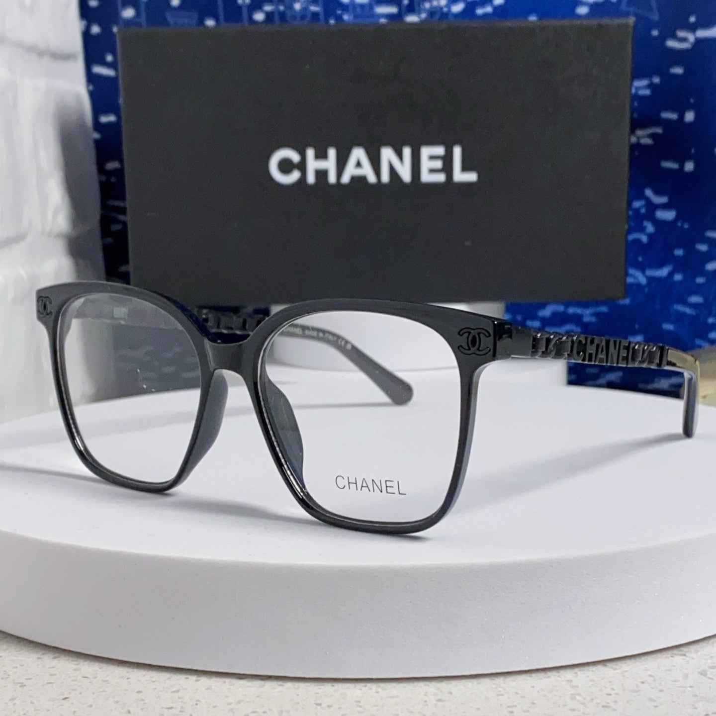 SQUARE SUNGLASSES 632029 IN BLACK ACETATE BLACK LOGO ON FRAME