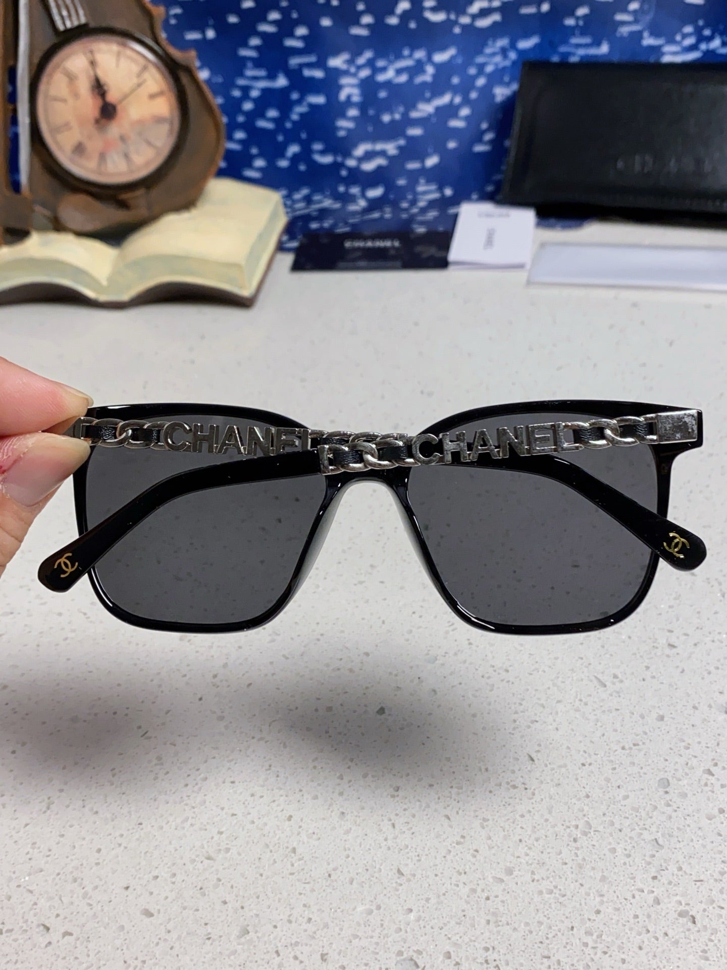 SQUARE SUNGLASSES 632032 IN BLACK ACETATE SILVER METAL