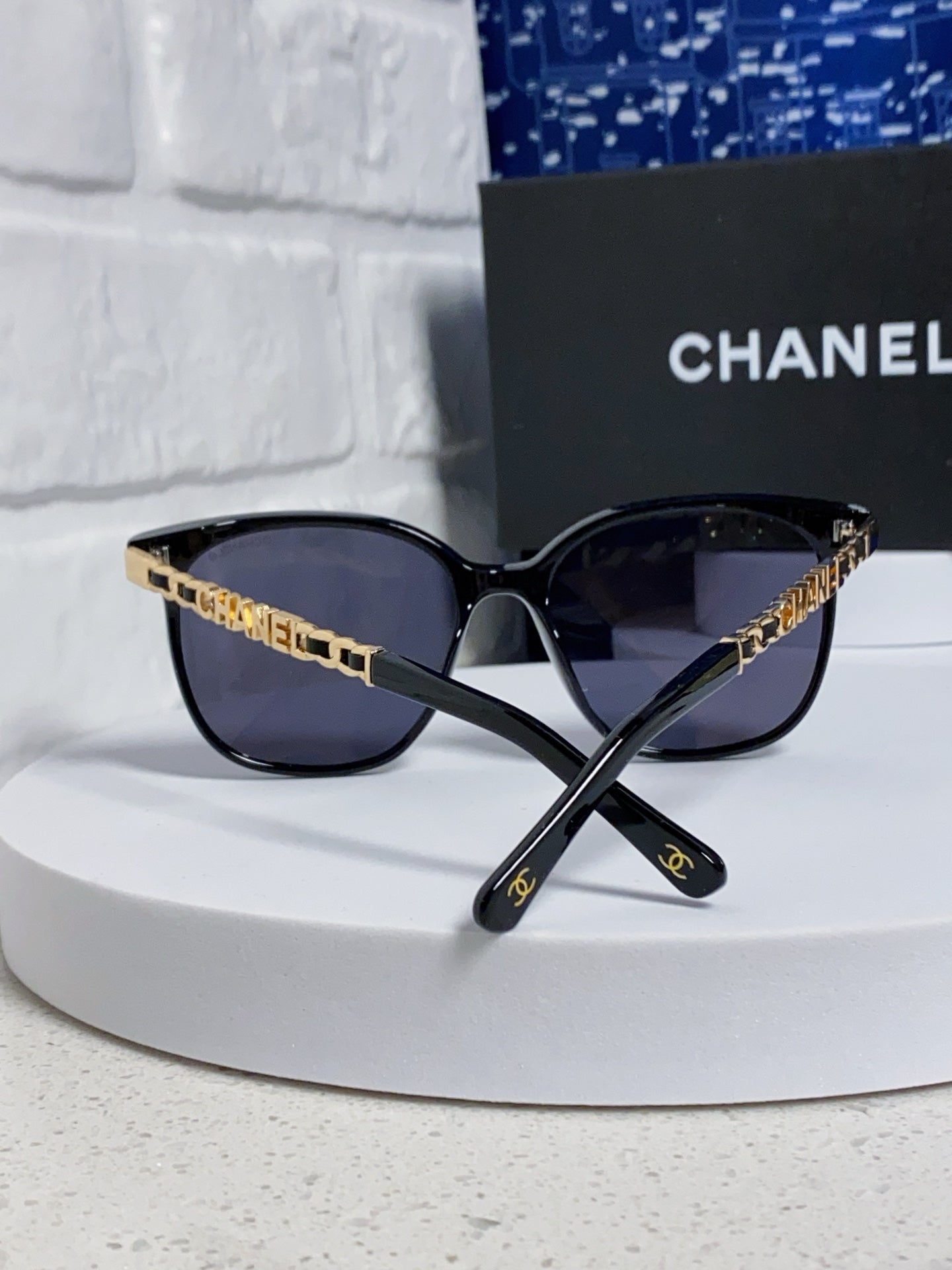 SQUARE SUNGLASSES 632033 IN BLACK ACETATE BLACK LENSES