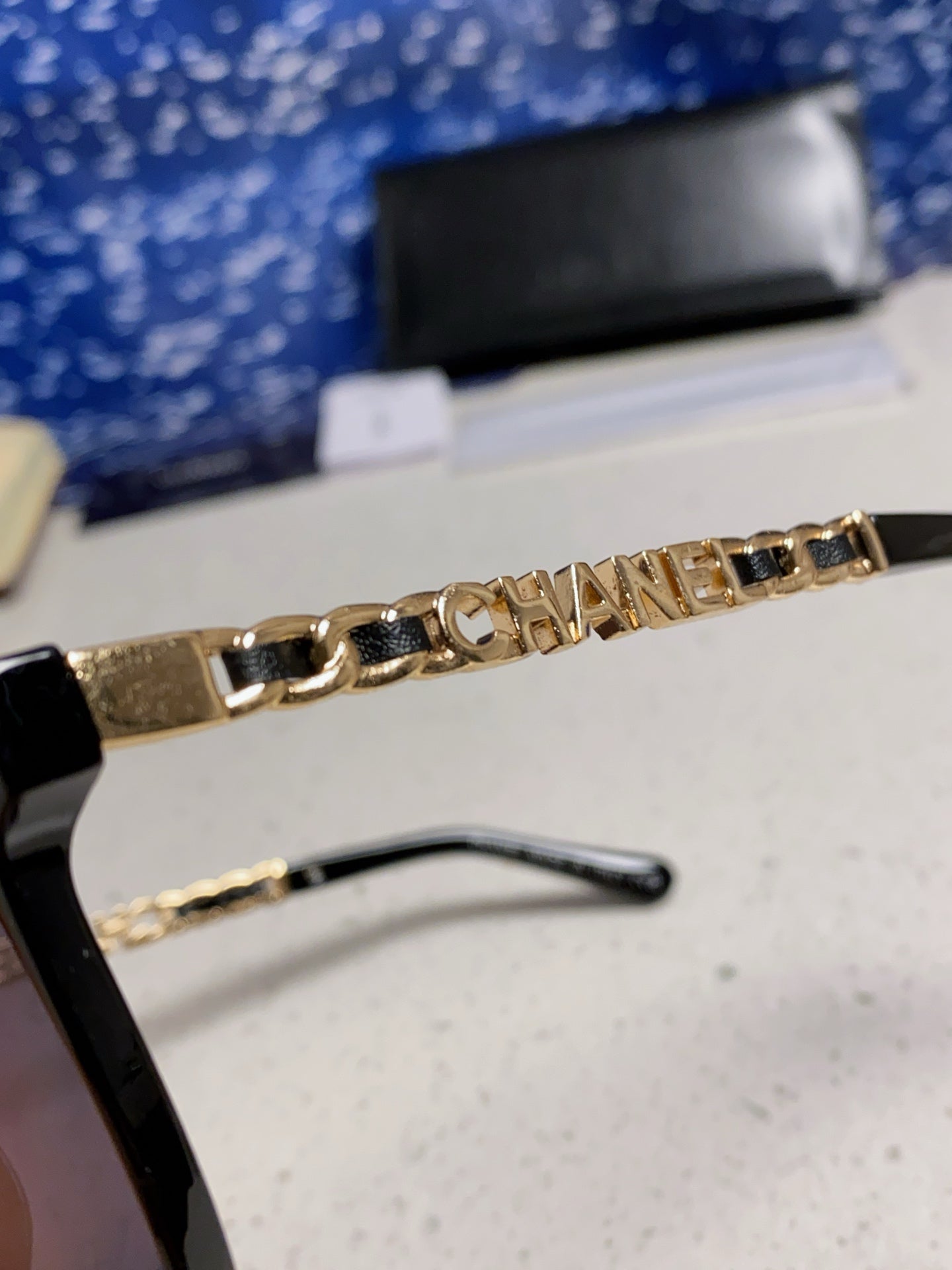 SQUARE SUNGLASSES 632033 IN BLACK ACETATE BLACK LENSES