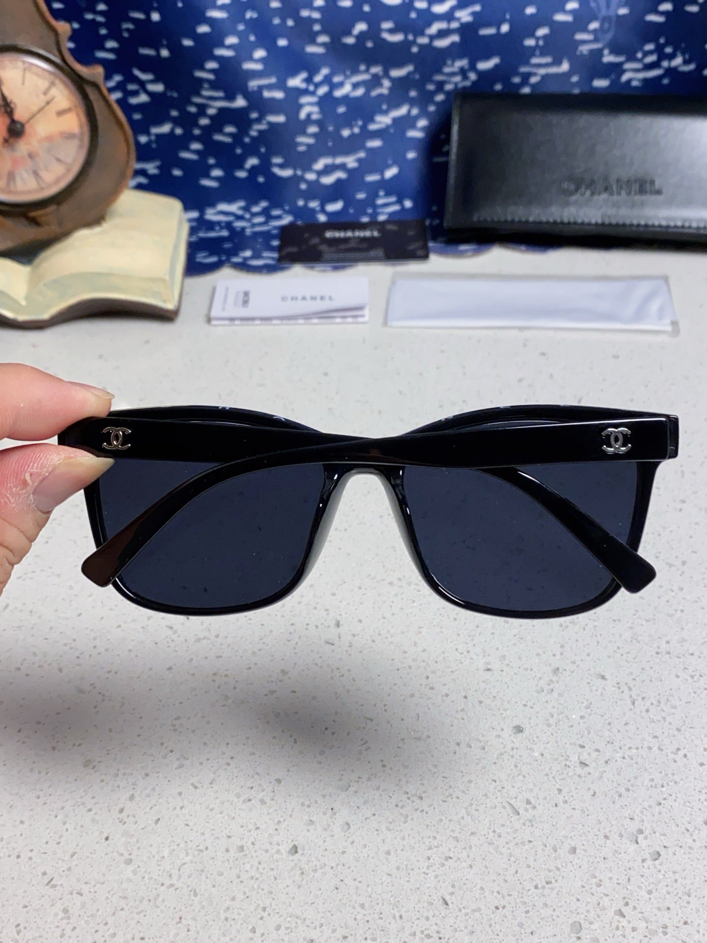 SQUARE SUNGLASSES 3392 IN BLACK ACETATE BLACK LENSES