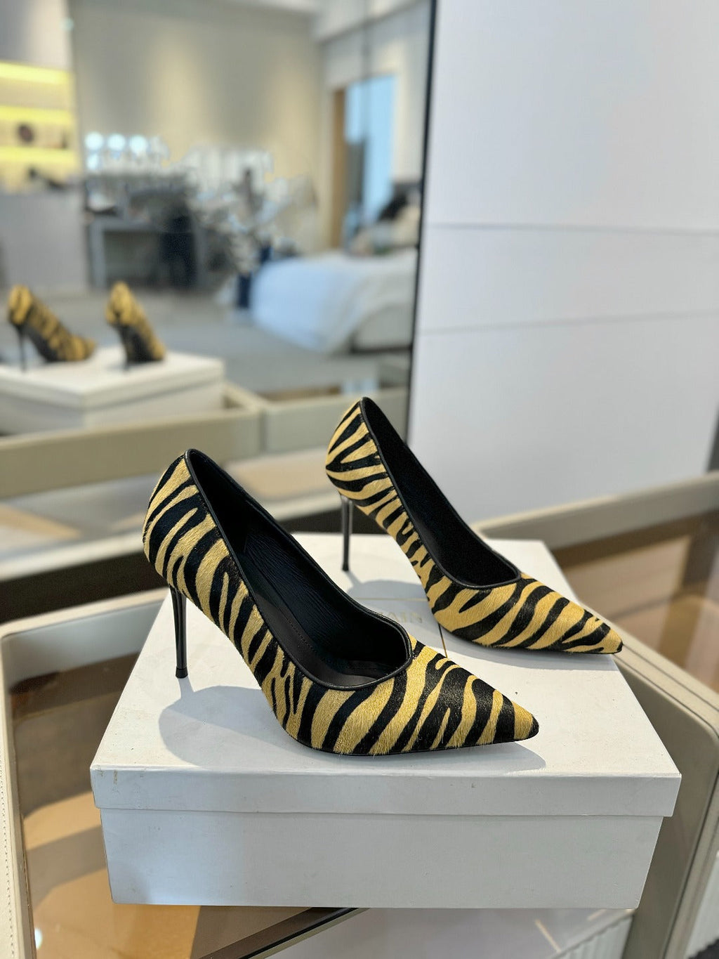BALMAIN 25S HIGH HEELS 95MM IN YELLOW AND BLACK ZEBRA PRINT CALFSKIN