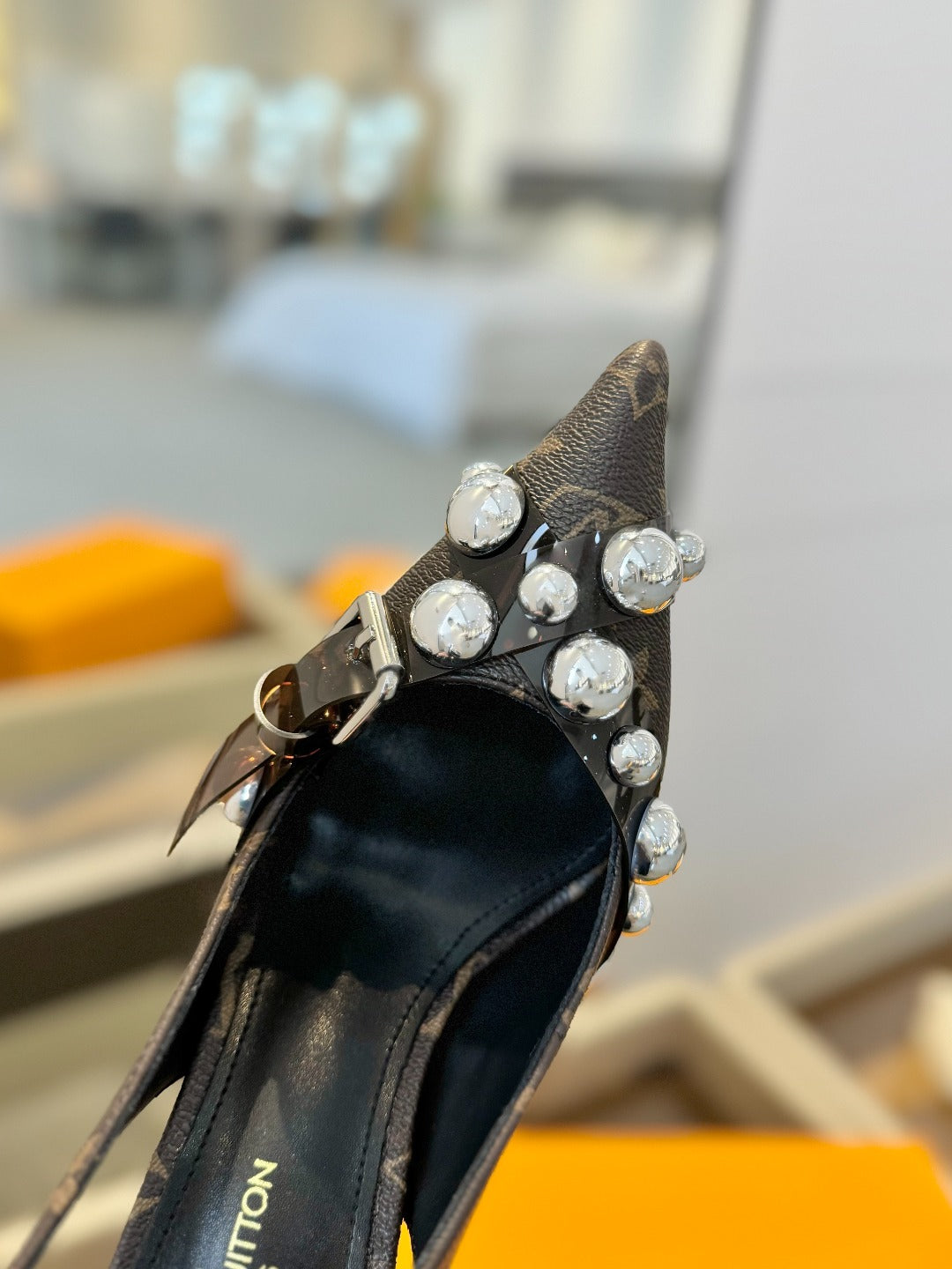 HIGH HEELS 95 MM IN CHOCOLATE BROWN MONOGRAM CALFSKIN WITH CRYSTALS