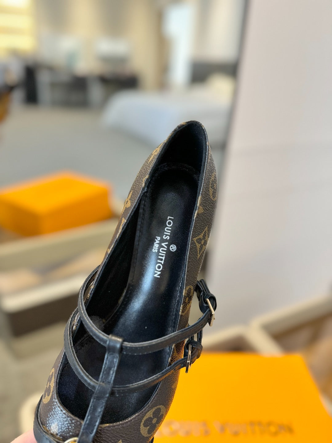 HIGH PUMP 5 CM TRIPLE-STRAP IN CHOCOLATE BROWN MONOGRAM CALFSKIN WITH BLACK STRAP