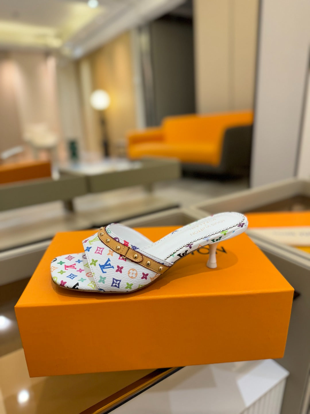 LV X TM 6AM HIGH 4 CM MULE IN WHITE MONOGRAM CALFSKIN