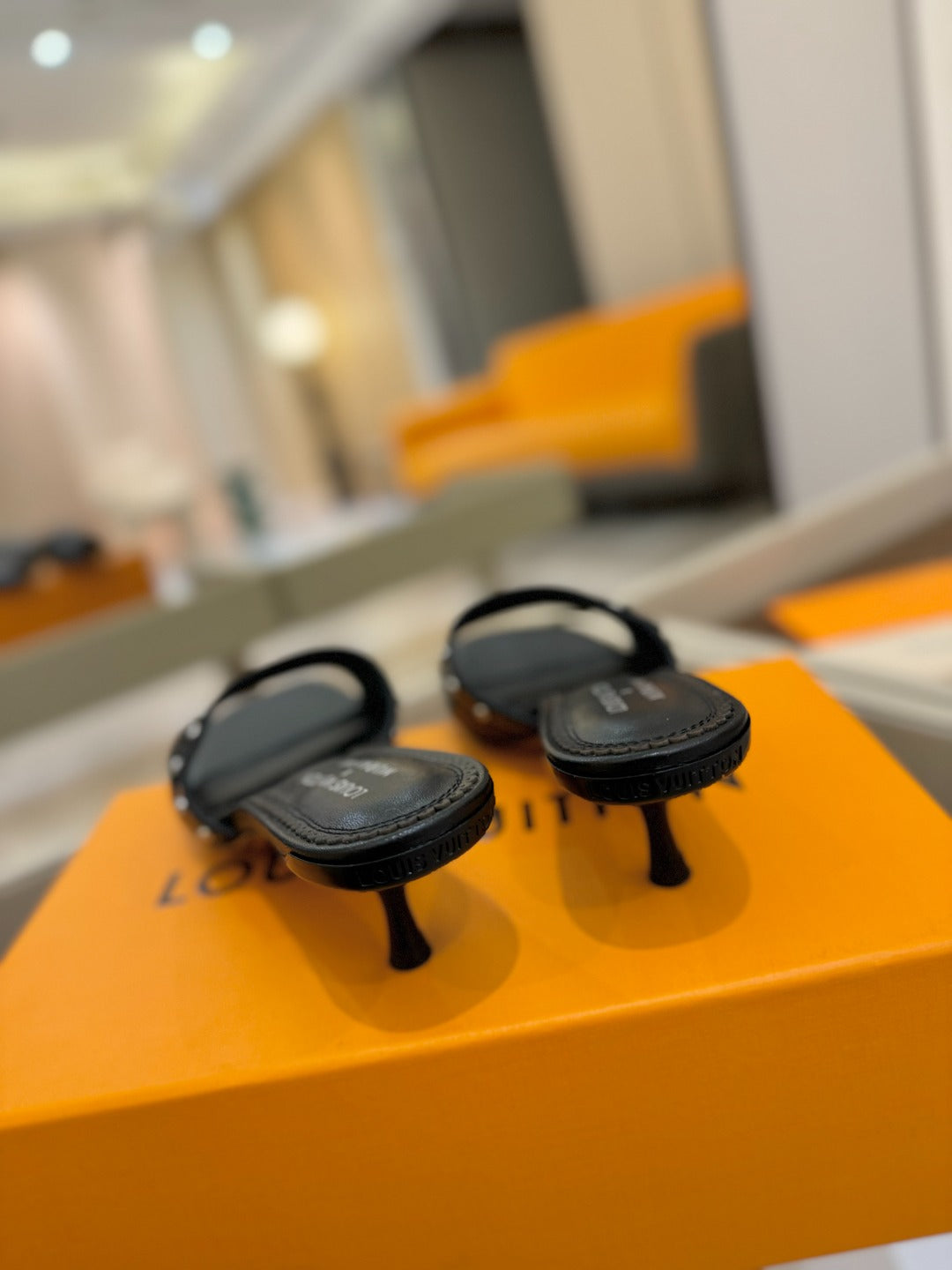 LV X TM 6AM HIGH 4 CM MULE IN BLACK CALFSKIN