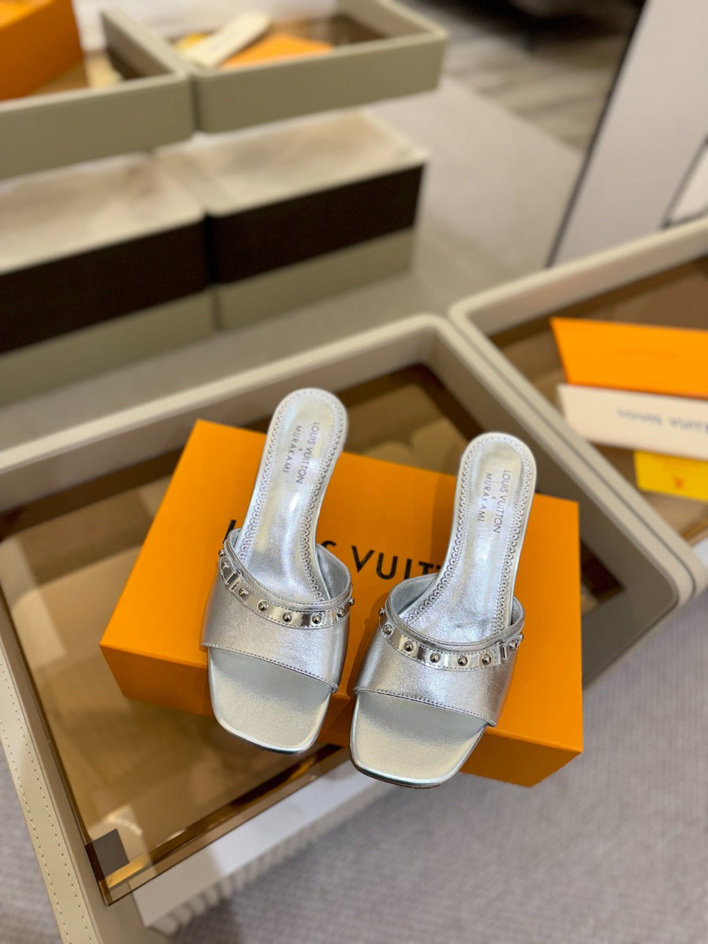 LV X TM 6AM HIGH 4 CM MULE IN SILVER CALFSKIN