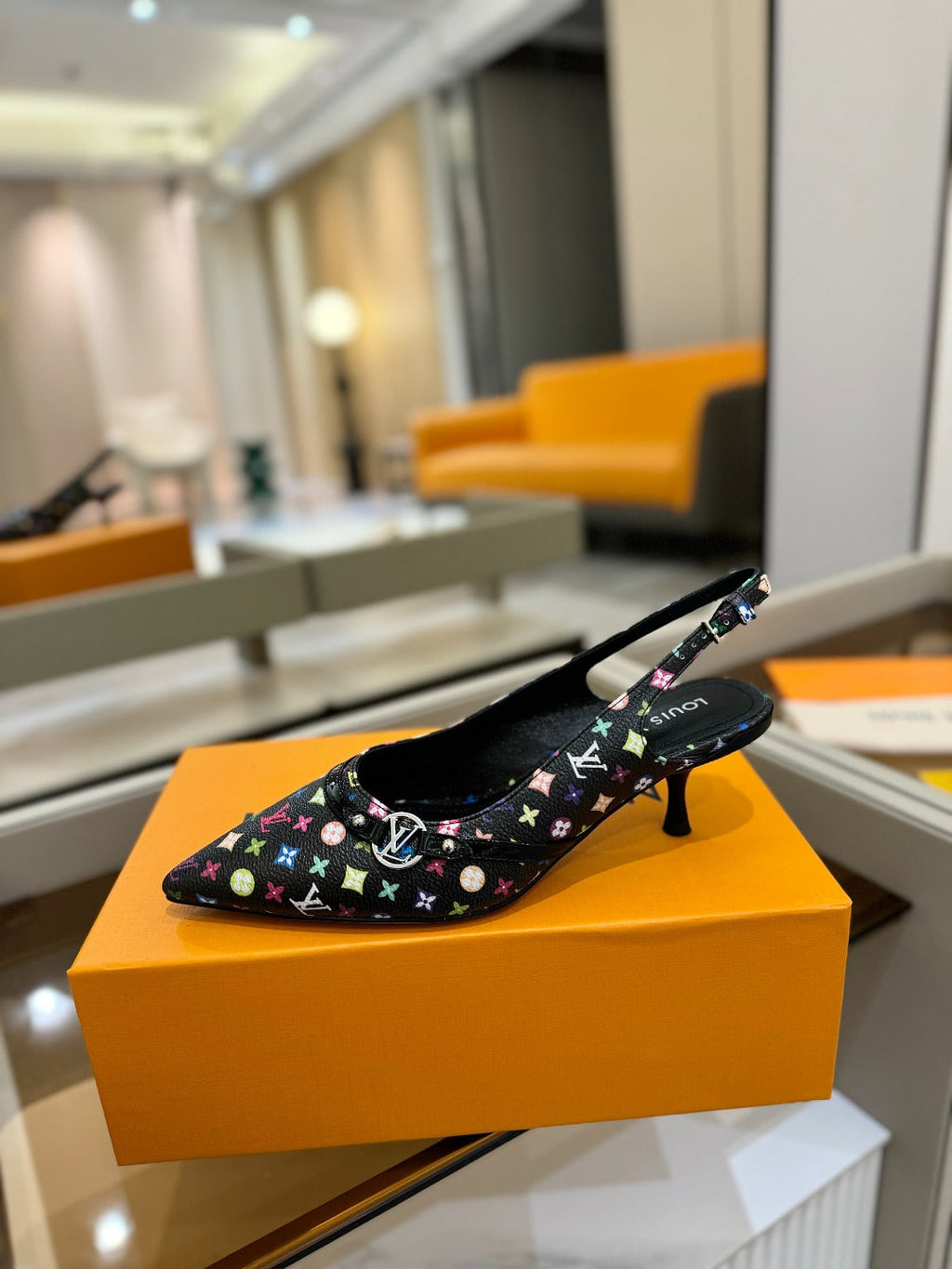 HIGH MULE 4 CM IN BLACK MONOGRAM CALFSKIN