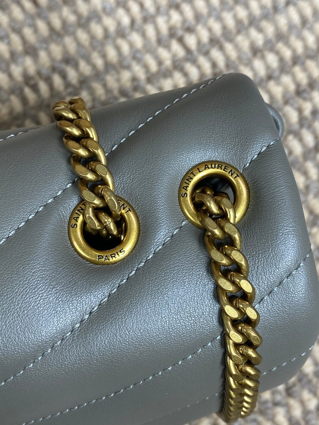 LOULOU SMALL 25 SHOULDER BAG IN DARK GREEN LAMBSKIN GOLD HARDWARE