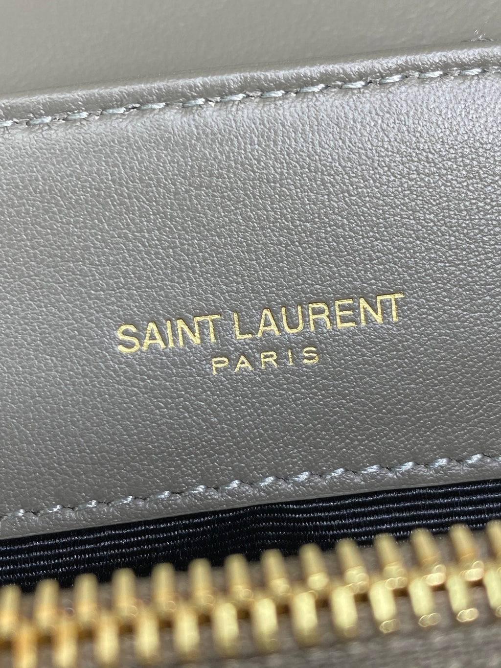 LOULOU SMALL 25 SHOULDER BAG IN DARK GREEN LAMBSKIN GOLD HARDWARE