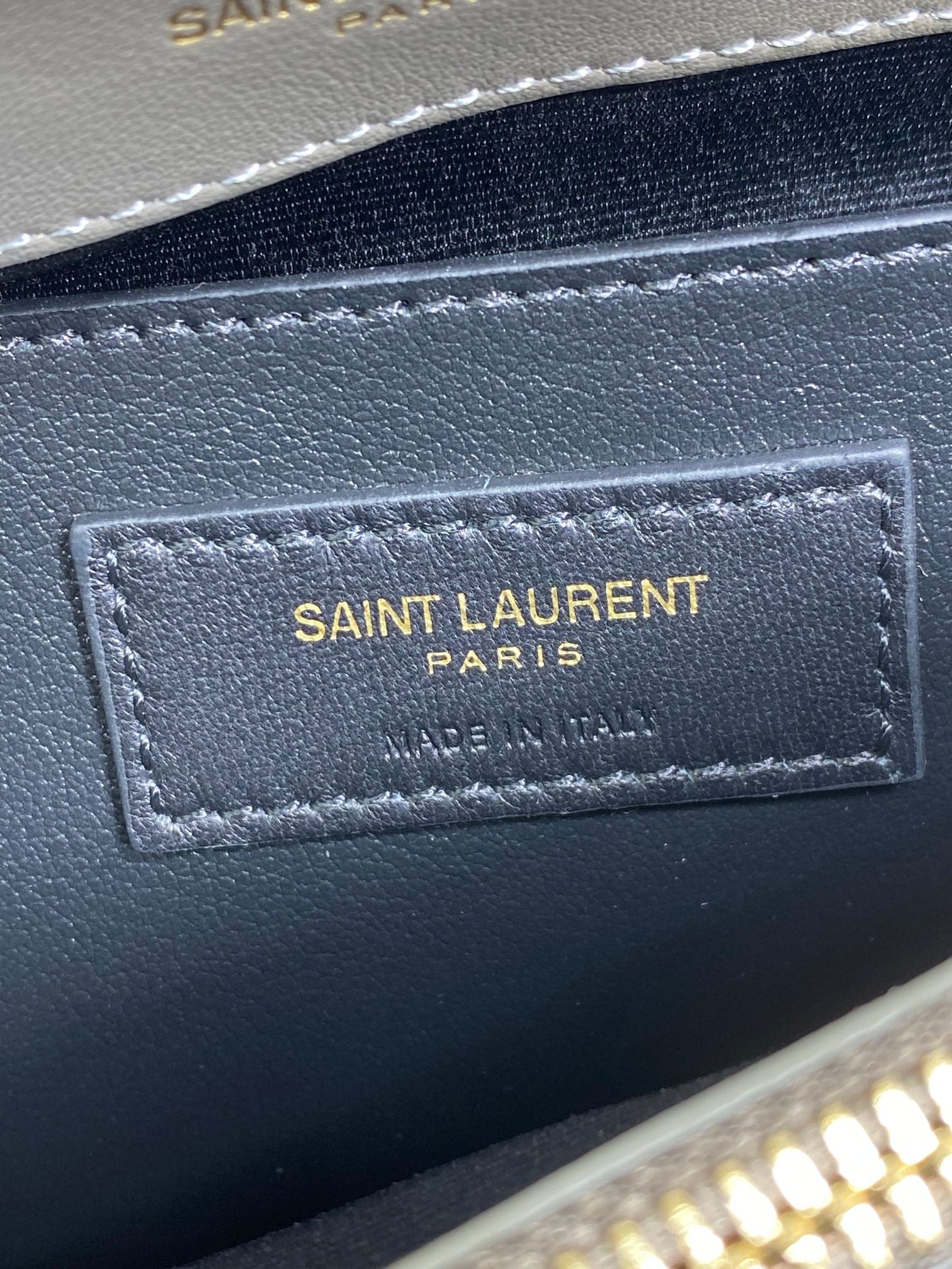 LOULOU SMALL 25 SHOULDER BAG IN DARK GREEN LAMBSKIN GOLD HARDWARE