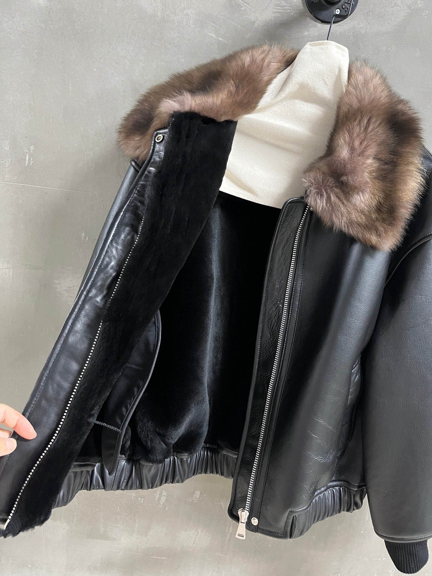 YSL 25S LEATHER JACKET STYLE 143