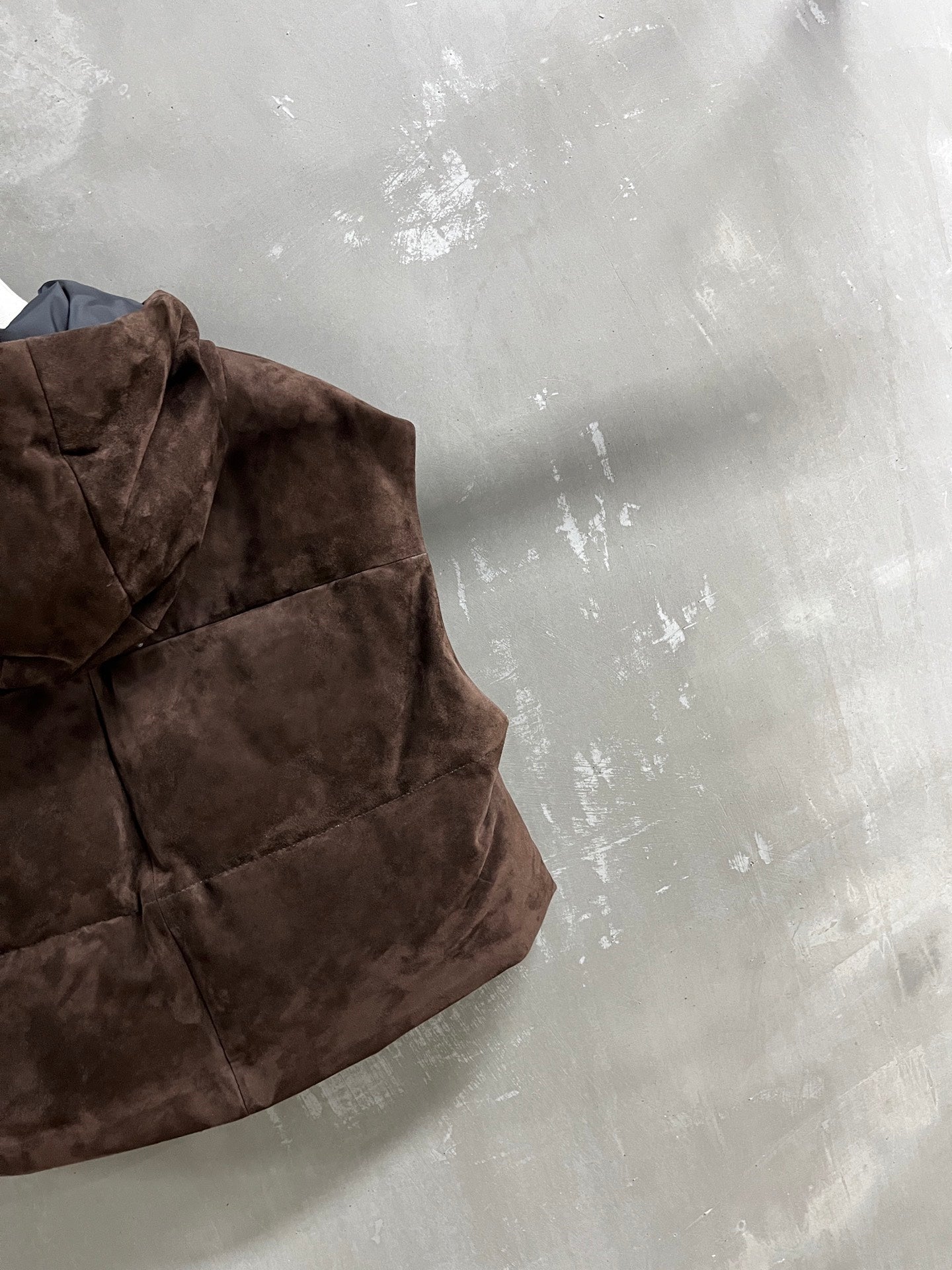 PRADA 25S SUEDE DOWN VEST 384