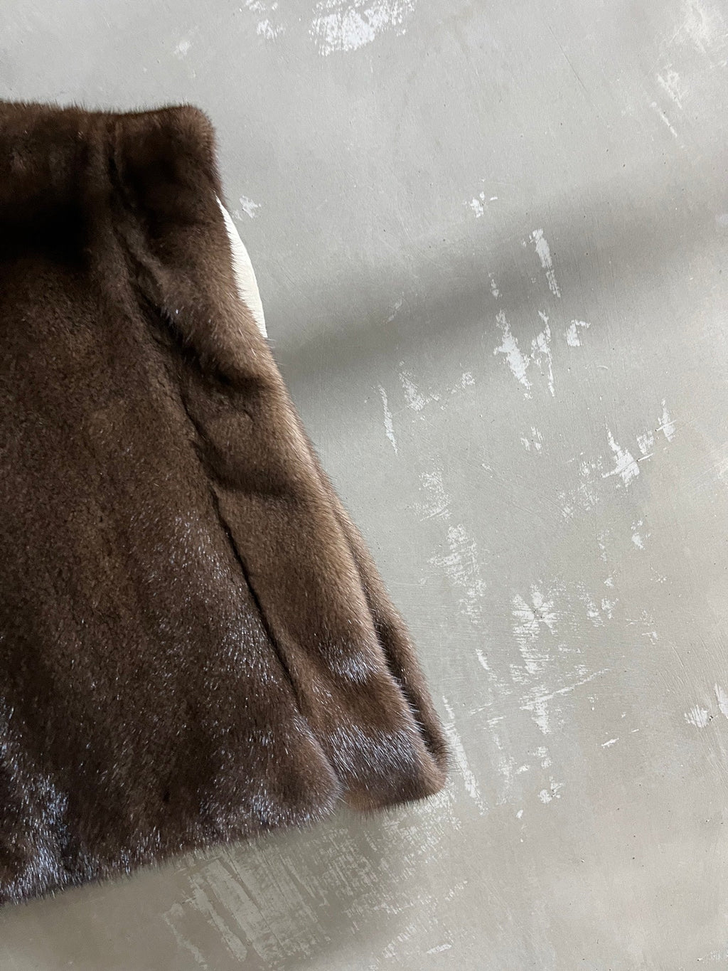 MIUMIU FUR VEST STYLE 684