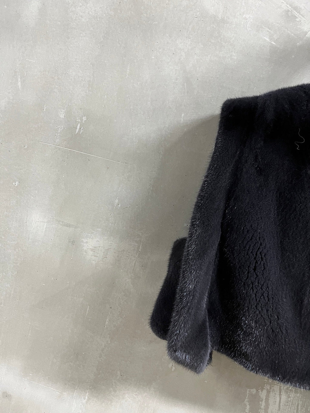 MIUMIU FUR VEST STYLE 683