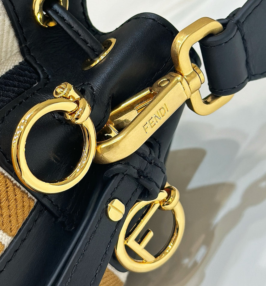 MON TRESOR 18 IN MULTICOLOR CANVAS WITH FF MOTIF EMBROIDERED