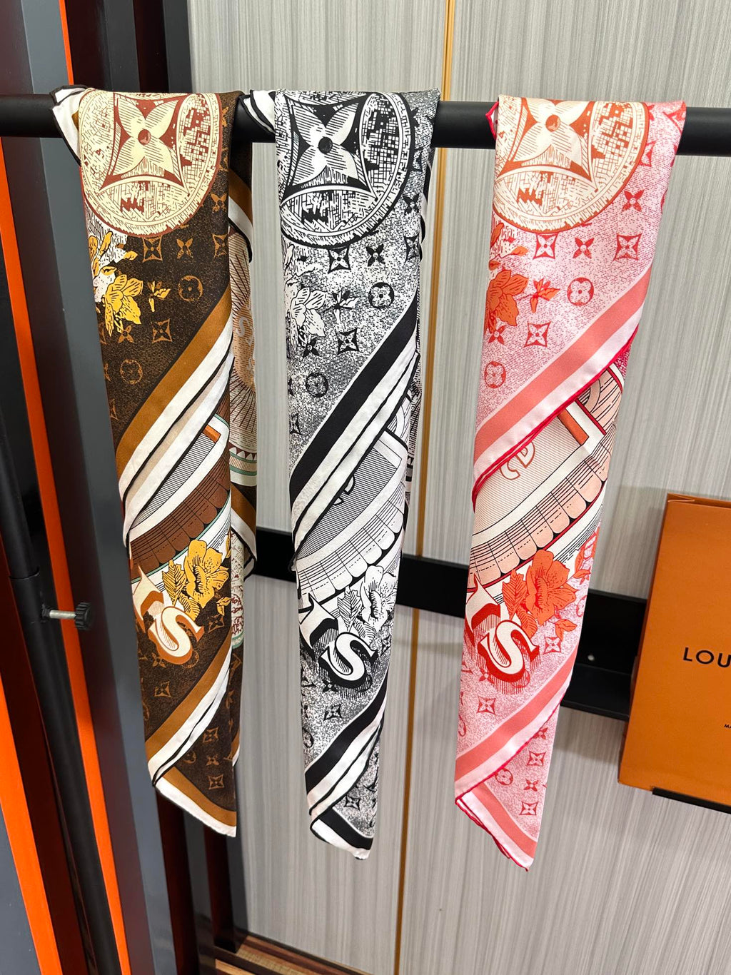 SQUARE SILK SCARF MALLES MERVEILLEUSES 90 CM PINK 399996