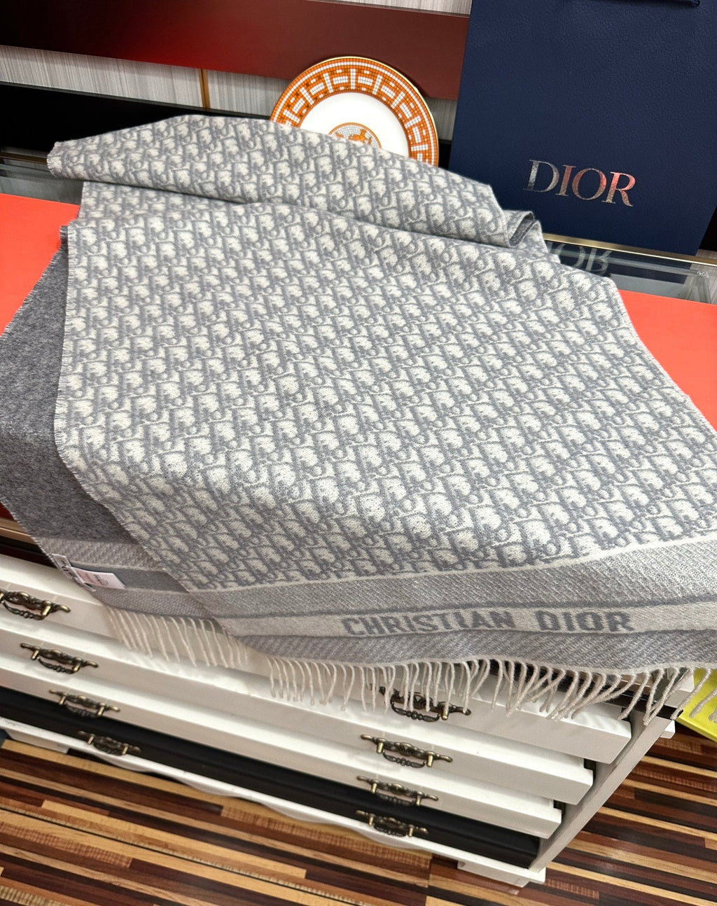 OBLIQUE 190 CM SCARF IN LIGHT GREY TECHNICAL CASHMERE 415487