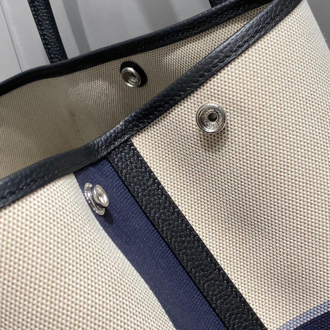 GARDEN PARTY 36 IN MULTICOLOR TOILE H CANVAS BLACK CALFSKIN